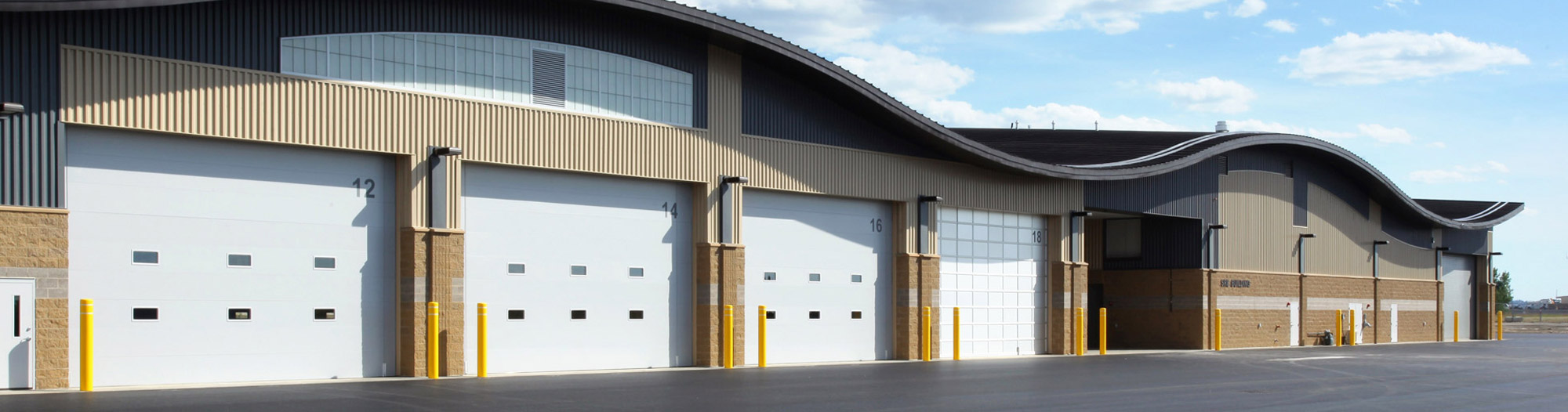 RW Doors: The Utmost Commercial Garage Doors Provider